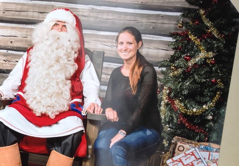 Zu Besuch im Santa Claus Village in Rovaniemi: Vanessa trifft den Weihnachtsmann.