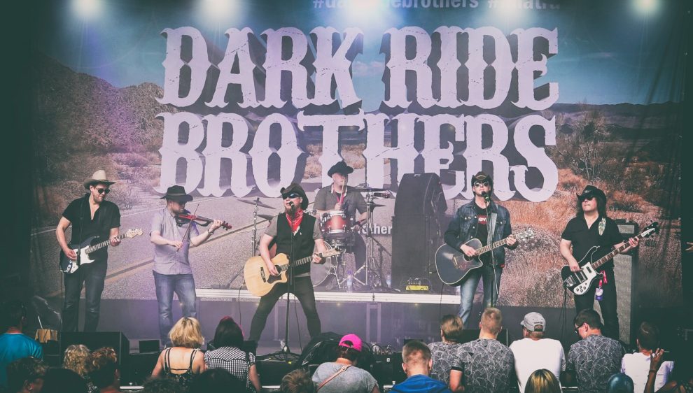 Dark Ride Brothers live